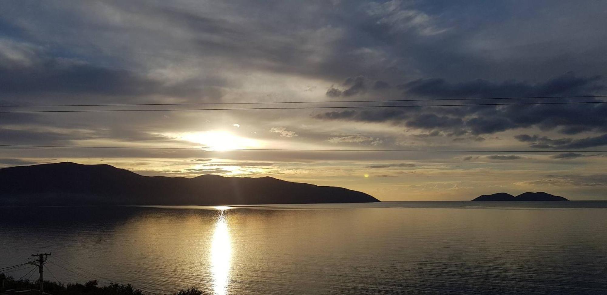 Villa Meminaj Vlore Bagian luar foto